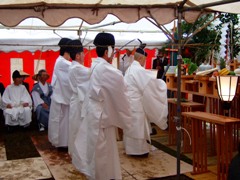 写真：新嘗祭献穀田御田植祭の様子 その2
